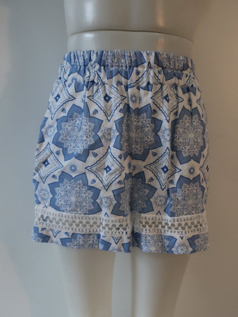 Womens Temptation Positano Blue White (Item- 88) Pure Linen Floral Shorts M